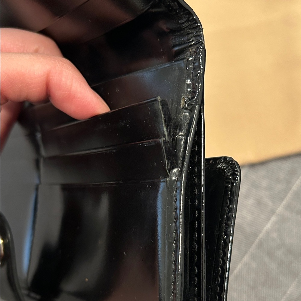 Burberry Black Quilted Wallet with Logo Accent - Picture 5 of 5